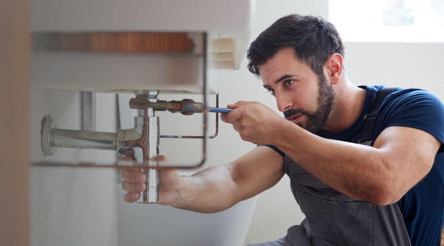 Faucet aerator cleaning/replacement in Geyser, MT